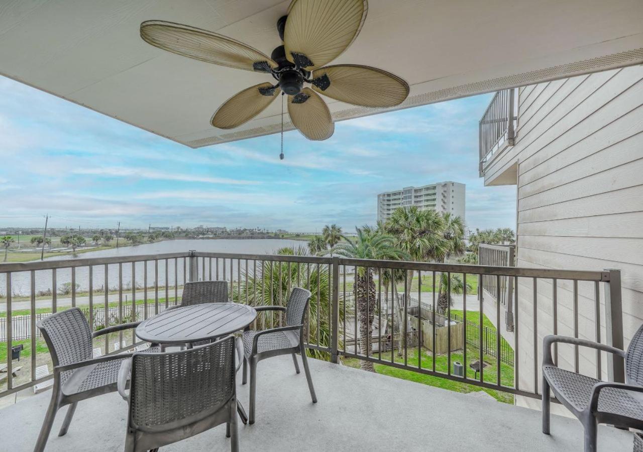 Ocean View Luxury Steps To Beach Galveston Exterior photo